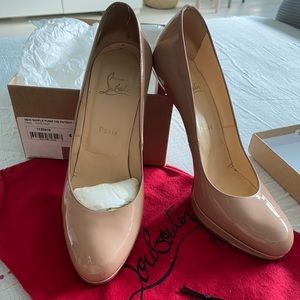 Christian Louboutin 👠👠Size 40-New Simple Pump